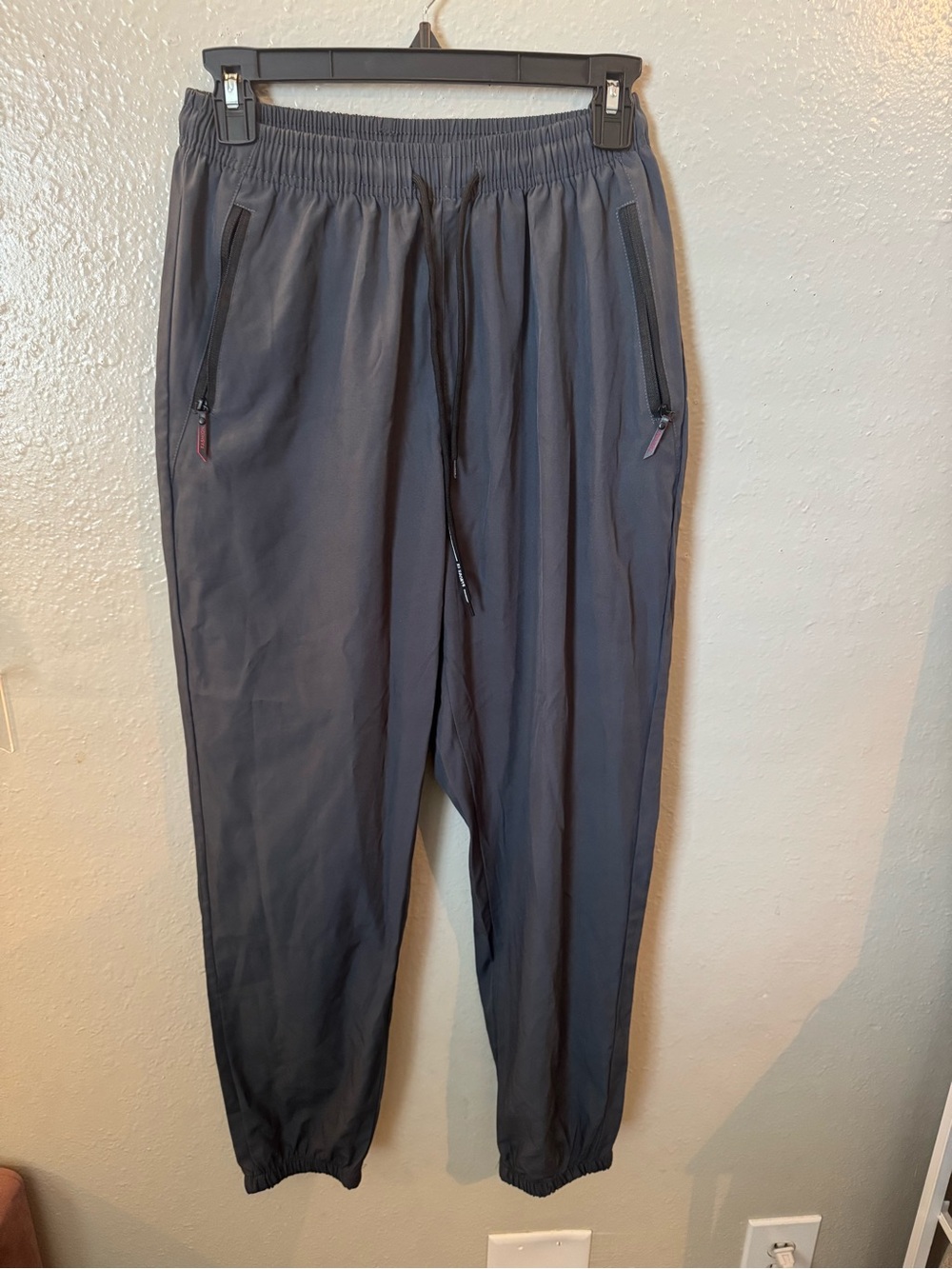 Women's Black Elastic-Waist Track Pants with Zip Pockets